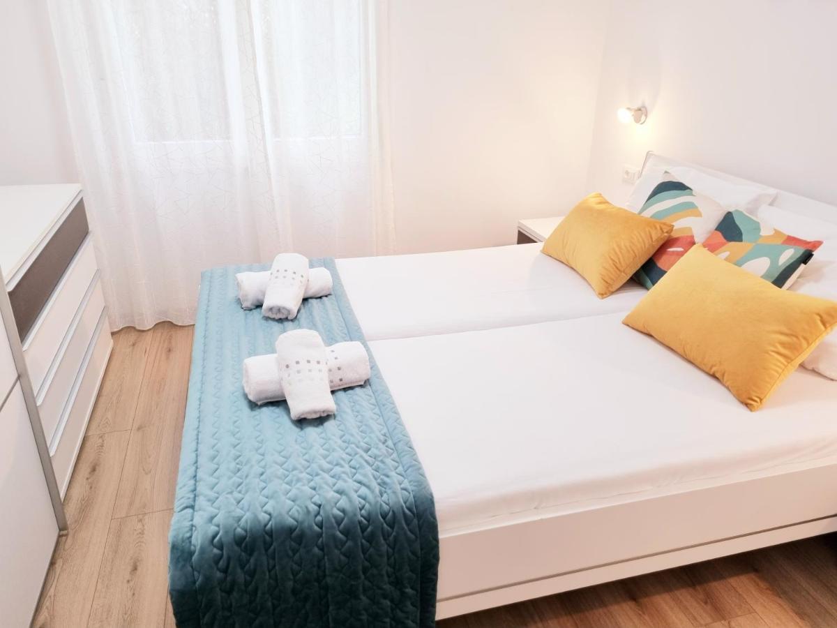 Apartman Maslina Krk Town Bagian luar foto