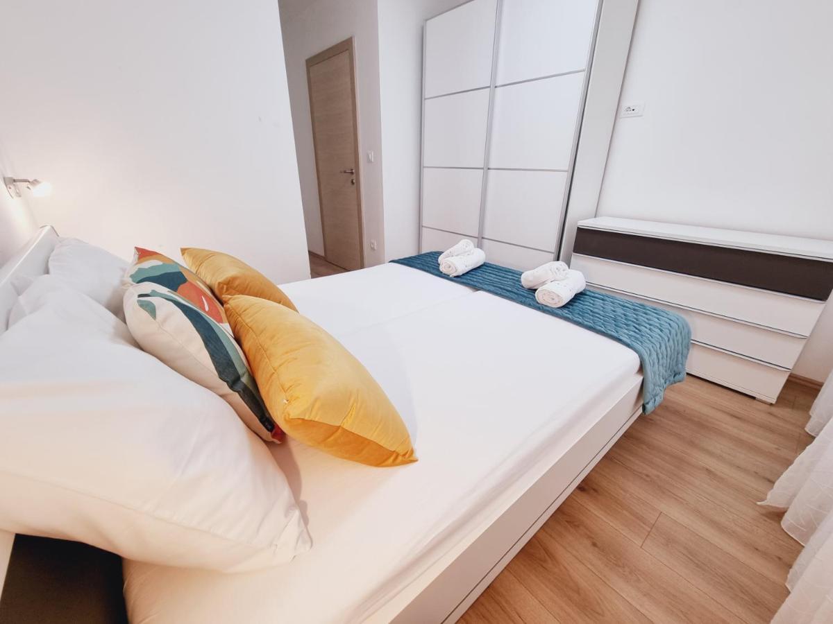 Apartman Maslina Krk Town Bagian luar foto