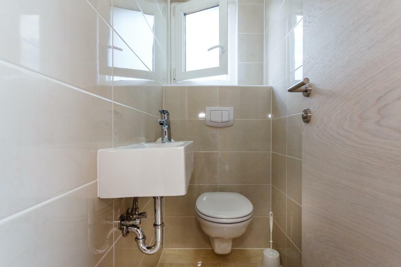 Apartman Maslina Krk Town Bagian luar foto