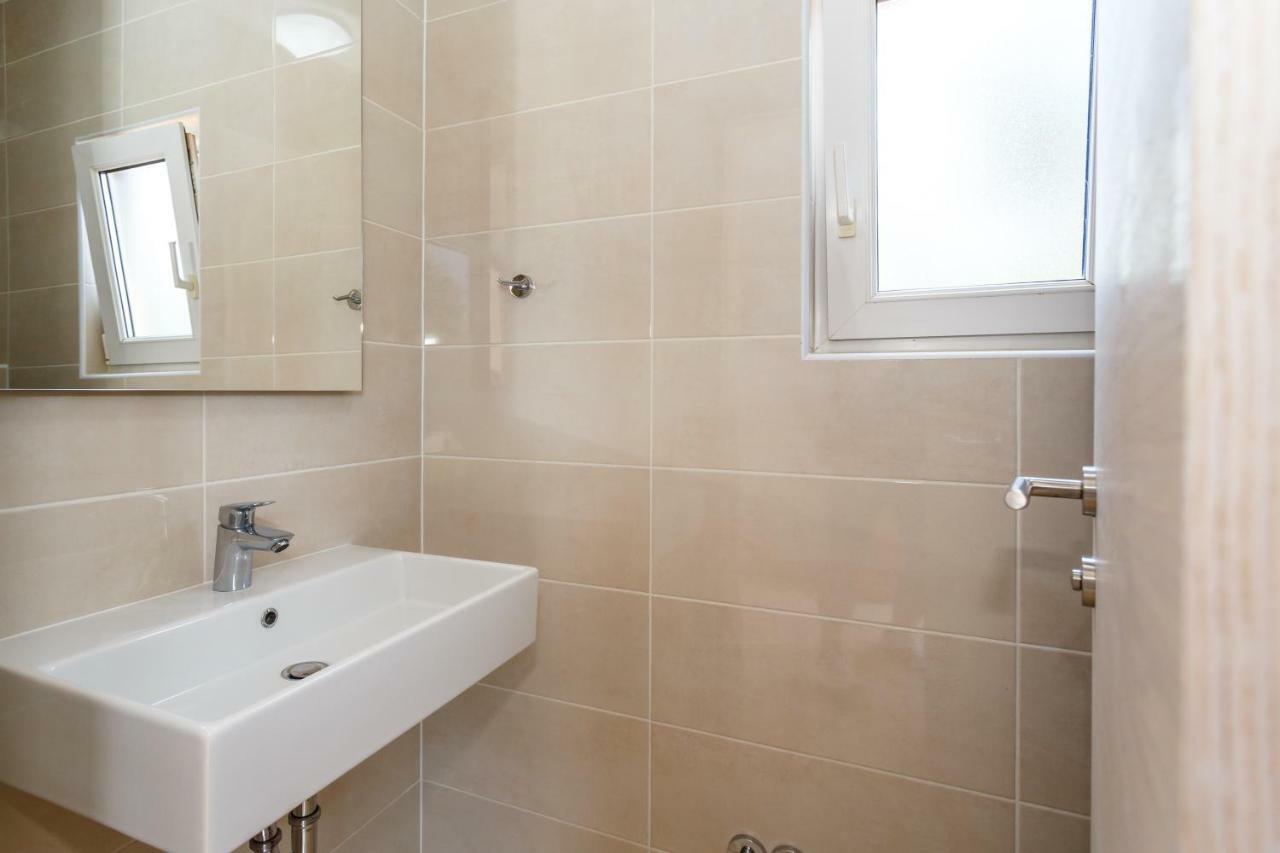 Apartman Maslina Krk Town Bagian luar foto