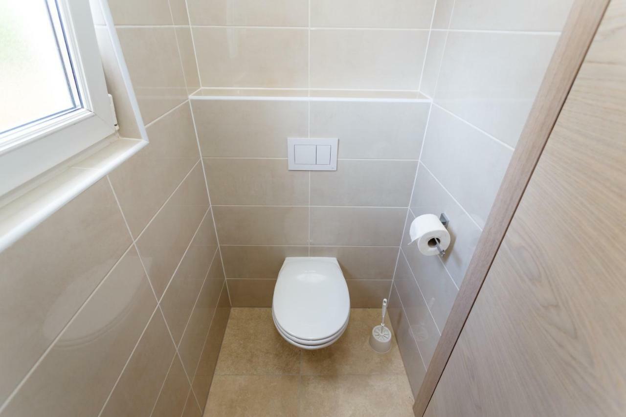 Apartman Maslina Krk Town Bagian luar foto