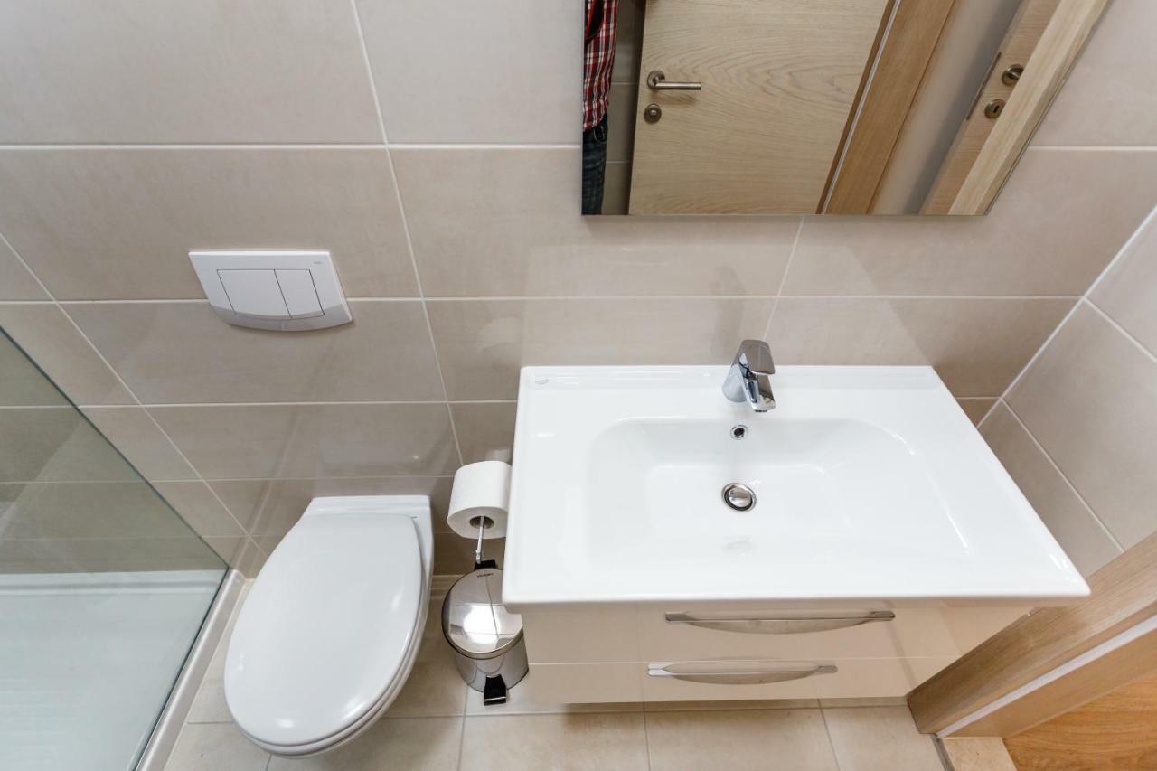 Apartman Maslina Krk Town Bagian luar foto